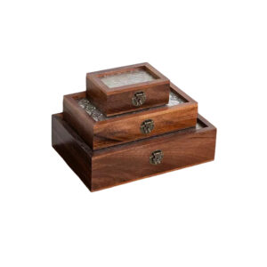 P15055-30080 wooden vintage containers with flip crabapple lids