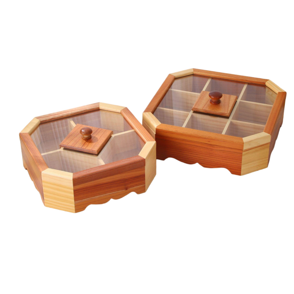 P260115-300115 wooden vintage containers with top and bottom clear lids and compartments