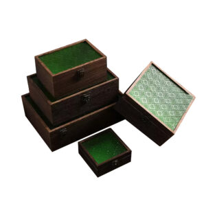 P13050-33090 wooden vintage containers with flip green crabapple lids