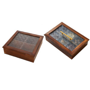 P26080-32080 wooden vintage containers with top and bottom crabapple lids and compartments